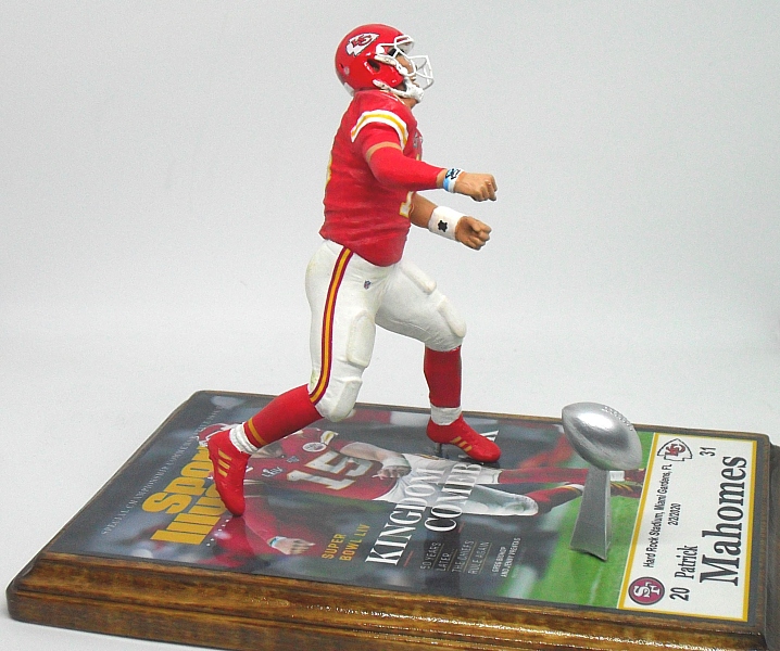 patrick mahomes figure